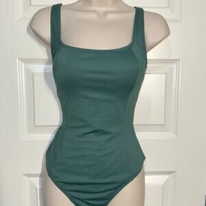 Cupshe Slim & Sculpt Green One-Piece Swimsuit, Women's Size M